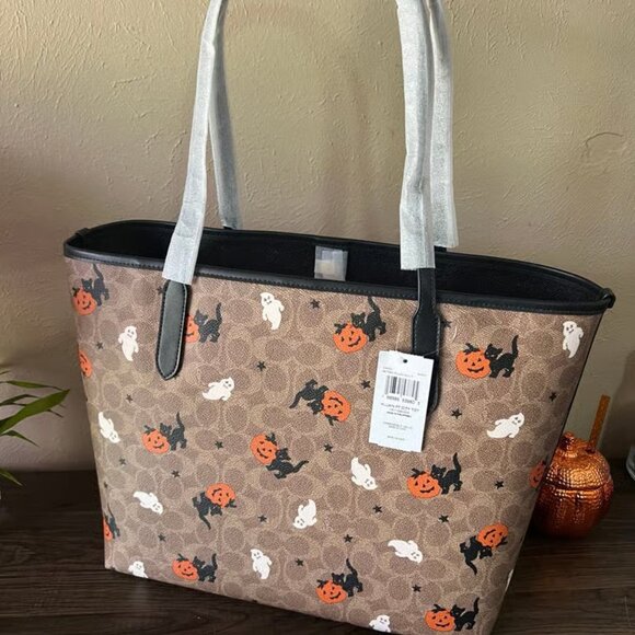 NWT Coach City Tote In Signature Canvas With Halloween Print CW450 - Picture 6 of 8